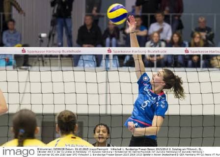 Volleyball 1. Bundesliga Frauen Saison 2015 2016 2. Spieltag am Mittwoch, 21. Oktober 2015 in der CU Arena in Hamburg: VT Aurubis Hamburg - Schweriner SC Karine Muijlwijk (VT Aurubis Hamburg) VT Aurubis Hamburg - Schweriner SC