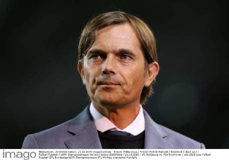 Trainer Phillip Cocu Portrait Porträt Portraet Einzelbild close up Fußball Fussball UEFA Championsleague Herren Saison 2015 2016 21.10.2015 VfL Wolfsburg vs. PSV Eindhoven