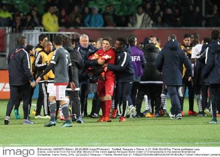 Football, Paraguay v France. U 17, Chile World Cup. France goalkeeper Luca Zidane, is removed from the field after the end of the match against Paraguay World Under 17 Championship in the stadium Bicentennial Chinquihue. Puerto Montt, Chile. 22 10 2015 Paraguay v Francia, Mundial Sub 17. 