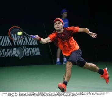 RUSSIAN FEDERATION. Moscow. 22 oct.2015. complex OLympic (Indoore stadium). XXVI Anniversary International tennis tournament Kremlin Cup by Bank of Moscow 2015. Men, Singles. Karatsev Aslan (RUS) vs Kohlschreiber Philipp (GER). Karatsev Aslan (RUS) 