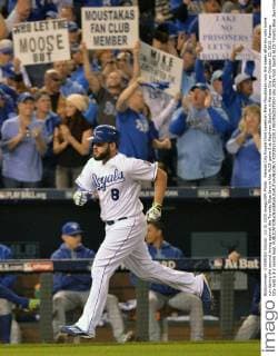 Kansas City Royals third baseman Mike Moustakas runs the bases after his solo home run during the second inning against the Toronto Blue Jays in the ALCS game 6 at Kaufman Stadium in Kansas City on October 23, 2015. Kansas City hold a 3-2 series lead.  KCP2015102313 KEVINxDIETSCH