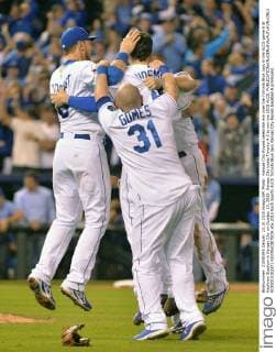 Kansas City Royals celebrate win over the Toronto Blue Jays in the ALCS game 6 at Kaufman Stadium in Kansas City on October 23, 2015. Kansas City beats Toronto 4-3 to win the 2015 ALCS.  KCP2015102371 KEVINxDIETSCH