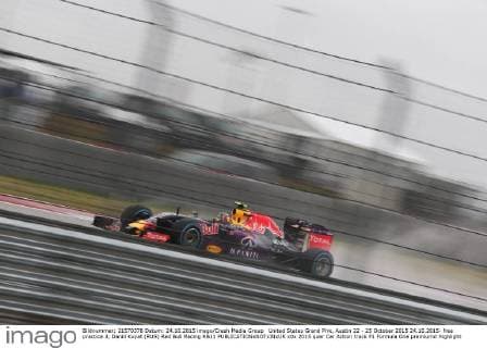 United States Grand Prix, Austin 22 - 25 October 2015 24.10.2015- free practice 3, Daniil Kvyat (RUS) Red Bull Racing RB11 