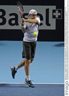 25.10.2015. Basel, Switzerland. Basel Swiss Indoor Tennis Championships. Day One. Benjamin Becker in action in the match between Robin Haase of the Netherlands and Benjamin Becker of Germany xDavidxEmmx  ActionPlus11675478