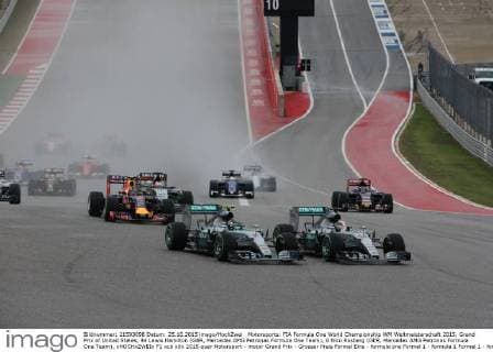 Motorsports: FIA Formula One World Championship WM Weltmeisterschaft 2015, Grand Prix of United States, 44 Lewis Hamilton (GBR, Mercedes AMG Petronas Formula One Team), 6 Nico Rosberg (GER, Mercedes AMG Petronas Formula One Team), xHOCHxZWEIx