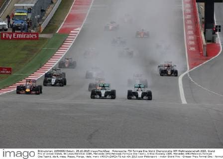 Motorsports: FIA Formula One World Championship WM Weltmeisterschaft 2015, Grand Prix of United States, 44 Lewis Hamilton (GBR, Mercedes AMG Petronas Formula One Team), 6 Nico Rosberg (GER, Mercedes AMG Petronas Formula One Team), start, mass, Masse, Menge, viele, many xHOCHxZWEIx