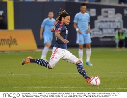 Fußball, MLS, FC New York City - New England Revolution Jermaine Jones (13) of New England Revolution in action during a match against NYCFC , at Yankee Stadium, on Oct 25, in Bronx, New York. MLS Fussball Herren USA 2015: New England Revolution vs NYCFC October 25 - ZUMAc04_