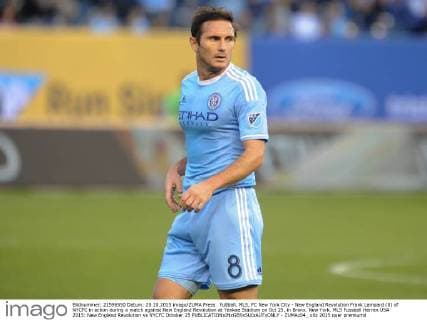 Fußball, MLS, FC New York City - New England Revolution Frank Lampard (8) of NYCFC in action during a match against New England Revolution at Yankee Stadium on Oct 25, in Bronx, New York. MLS Fussball Herren USA 2015: New England Revolution vs NYCFC October 25 - ZUMAc04_