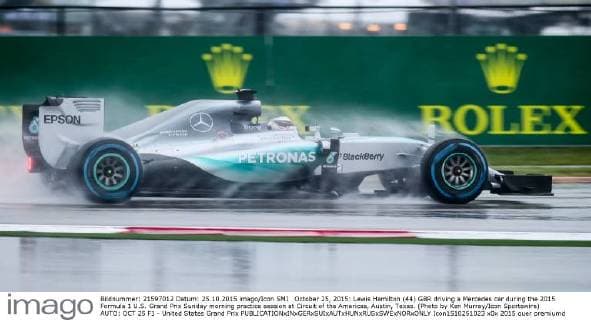 October 25, 2015: Lewis Hamilton (44) GBR driving a Mercedes car during the 2015 Formula 1 U.S. Grand Prix Sunday morning practice session at Circuit of the Americas, Austin, Texas. (Photo by Ken Murray Icon Sportswire) AUTO: OCT 25 F1 - United States Grand Prix Icon1510251023 EDITORIAL USE ONLY