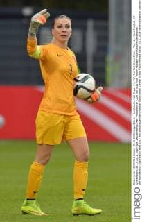Sandhausen Ezgi Caglar ( 1, TW, Tuerkei) Deutschland - Tuerkei, Frauenfussball, EM Qualifikation, 25.10.2015, Copyright: Deutzmann Eibner-Pressefoto EP_CDN