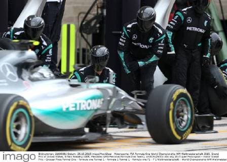 Motorsports: FIA Formula One World Championship WM Weltmeisterschaft 2015, Grand Prix of United States, 6 Nico Rosberg (GER, Mercedes AMG Petronas Formula One Team), xHOCHxZWEIx