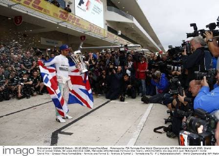 Motorsports: FIA Formula One World Championship WM Weltmeisterschaft 2015, Grand Prix of United States, 44 Lewis Hamilton (GBR, Mercedes AMG Petronas Formula One Team), xHOCHxZWEIx