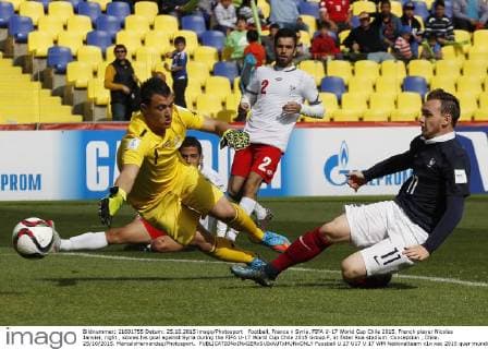 Football, France v Syria. FIFA U-17 World Cup Chile 2015. French player Nicolas Janvier, right , scores his goal against Syria during the FIFA U-17 World Cup Chile 2015 Group F, at Ester Roa stadium. Concepcion , Chile. 25 10 2015. MarceloHernandez Photosport. 