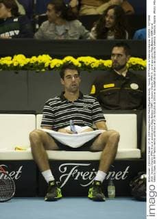 Tennis, ATP-Turnier in Valencia Valencia, ESPANA - OCTUBRE 2015: Jeremy Chardy (FRA) 8 en el partido entre Aljaz Bedene (GBR) y Jeremy Chardy (FRA) 8 , en el que gano Aljaz Bedene (GBR) en el Valencia Open, 250 ATP Tennis Herren world tour el 27 de Octubre de 2015 en la ciudad de las artes y las ciencias de Valencia, Valencia, Espana. (Photo: Pitarch Castello Cordon Press) 