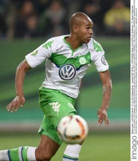 Fussball DFB POKAL 2. HAPTRUNDE Saison 2015 2016 VfL Wolfsburg - FC Bayern Muenchen 27.10.2015 Naldo (VfL Wolfsburg) 
