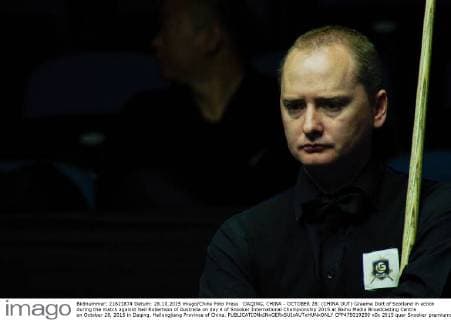 DAQING, CHINA - OCTOBER 28: (CHINA OUT) Graeme Dott of Scotland in action during the match against Neil Robertson of Australia on day 4 of Snooker International Championship 2015 at Baihu Media Broadcasting Centre on October 28, 2015 in Daqing, Heilongjiang Province of China.  CFP475019259 