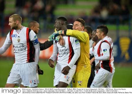 Fußball, FRA, Coupe de la Ligue (Ligapokal), SM Caen - OGC Nizza Alexandre Mendy (nic) - Mathieu Bodmer (nic) - Yoan Cardinale (nic) FOOTBALL : SM Caen vs OGC Nice - Coupe de la Ligue (Ligapokal) - 16eme de finale - 28 10 2015 AnthonyBIBARD FEP 