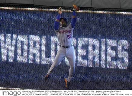 Oct. 28, 2015 - Kansas City, MO, USA - New York Mets center fielder Yoenis Cespedes (52) catches a ball hit by the Kansas City Royals Alex Rios in the sixth inning during Game 2 of the World Series on Wednesday, Oct. 28, 2015, at Kauffman Stadium in Kansas City, Mo. The Royals won, 7-1, for a 2-0 series lead. World Series: NY Mets at Kansas City, Game 2 - ZUMAm67_