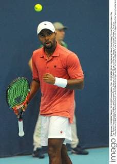 29.10.2015. Basel, Switzerland. Basel Swiss Indoor Tennis Championships. Day Five Donald Young in action in the match between Kevin Anderson of South Africa and Donald Young of the United States of America xDavidxEmmx  ActionPlus11676878