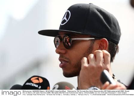 Motorsports: FIA Formula One World Championship WM Weltmeisterschaft 2015, Grand Prix of Mexico, 44 Lewis Hamilton (GBR, Mercedes AMG Petronas Formula One Team), xHOCHxZWEIx