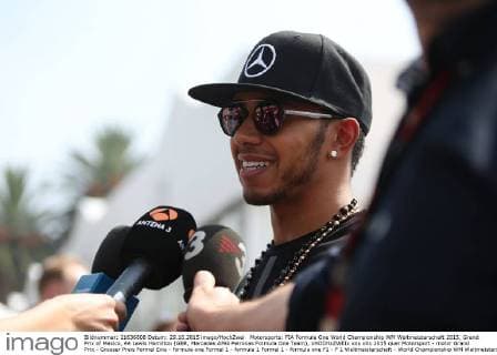 Motorsports: FIA Formula One World Championship WM Weltmeisterschaft 2015, Grand Prix of Mexico, 44 Lewis Hamilton (GBR, Mercedes AMG Petronas Formula One Team), xHOCHxZWEIx