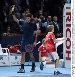 Tennis Swiss Indoors Basel 2015 29.10.2015 Roger Federer (Schweiz) jubelt 