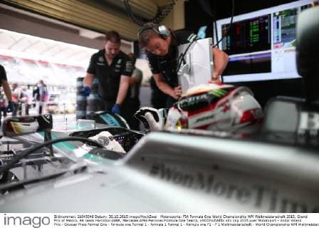 Motorsports: FIA Formula One World Championship WM Weltmeisterschaft 2015, Grand Prix of Mexico, 44 Lewis Hamilton (GBR, Mercedes AMG Petronas Formula One Team), xHOCHxZWEIx