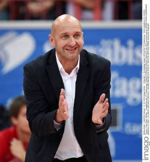 Volleyball 1. Bundesliga Saison 2015 2016 TV Rottenburg - SVG Lueneburg 31.10.2015 Trainer Hans Peter Mueller - Angstenberger (TV Rottenburg) 