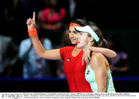 Tennis, WTA Turnier in Singapur Martina Hingis (SUI) Sania Mirza (IND) TENNIS : Masters - Singapour - WTA Tennis Damen - 01 11 2015 Tennismagx 