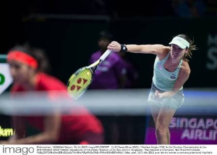 (L-R) Sania Mirza (IND) Martina Hingis (CHE) in the Doubles Championship in the BNP PARIBAS WTAF FINALS (Singapore) at the Indoor Stadium on 01 Nov 2015 in Singapore. They became a Champion. NoxThirdxPartyxSales  (ldta_wtaf_317)