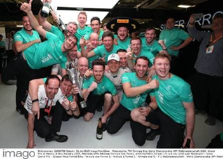 Motorsports: FIA Formula One World Championship WM Weltmeisterschaft 2015, Grand Prix of Mexico, 6 Nico Rosberg (GER, Mercedes AMG Petronas Formula One Team), xHOCHxZWEIx
