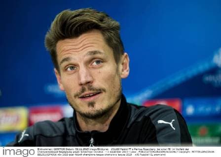 151102 Malmö FF s Markus Rosenberg bei einer PK im Vorfeld der Championsleague-Begegnung gegen Schachtjor Donetsk - 2 november 2015 - Lwiw .  Copyright: PETTERxARVIDSON BB151102PA016