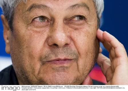 151102 Shakhtar Donetsks tränare Mircea Lucescu under en presskonferens inför fotbollsmatchen i Champions League den 2 november 2015 i Lviv.  Copyright: PETTERxARVIDSON BB151102PA065