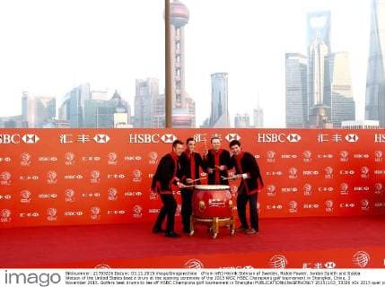 (From left) Henrik Stenson of Sweden, Rickie Fowler, Jordan Spieth and Bubba Watson of the United States beat a drum at the opening ceremony of the 2015 WGC HSBC Champions golf tournament in Shanghai, China, 3 November 2015. Golfers beat drums to tee off HSBC Champions golf tournament in Shanghai  20151103_33320