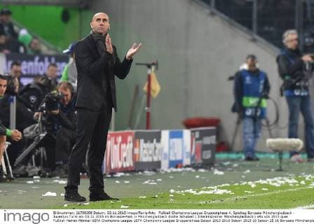 Fußball Champions League Gruppenphase 4. Spieltag Borussia Mönchengladbach - Juventus Turin am 03.11.2015 im Borussia-Park in Mönchengladbach Andre Schubert ( Interimstrainer Mönchengladbach ) xRx