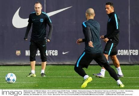 Fußball, Champions League, FC Barcelona Training und PK Nov. 3, 2015 - Barcelona, Catalonia, Spain - BARCELONA -november 03- SPAIN: Andres Iniesta during the training before the Champions League match against Bate Borisov, on november 03, 2015. Photo: Barcelona Training Champions  - ZUMAn230