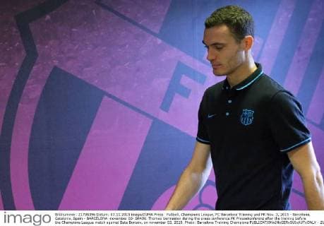 Fußball, Champions League, FC Barcelona Training und PK Nov. 3, 2015 - Barcelona, Catalonia, Spain - BARCELONA -november 03- SPAIN: Thomas Vermaelen during the press conference PK Pressekonferenz after the training before the Champions League match against Bate Borisov, on november 03, 2015. Photo: Barcelona Training Champions  - ZUMAn230