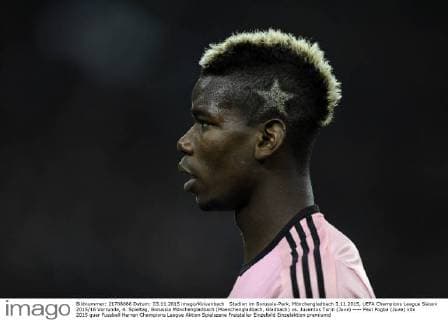 Stadion im Borussia-Park, Mönchengladbach 3.11.2015, UEFA Champions League Saison 2015 16 Vorrunde, 4. Spieltag, Borussia Mönchengladbach (Moenchengladbach, Gladbach) vs. Juventus Turin (Juve) ---- Paul Pogba (Juve)