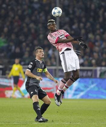 Granit Xhaka (Bor. Moenchengladbach) (L) against Paul Pogba (Juventus Turin) during the Championsleague match between Borussia Moenchengladbach and Juventus Turin, Borussiapark in Moenchengladbach on November 3., 2015. Borussia Mönchengladbach vs. Juventus Turin in der Champions League der Saison 2015 2016 am 3. November 2015.