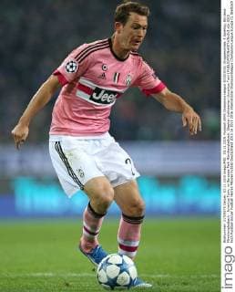 03.11.2015, Fussball UEFA Champions League 2015 2016, Gruppenphase, 4.Spieltag, Borussia Mönchengladbach - Juventus Turin, im Borussia-Park Mönchengladbach. Stephan Lichtsteiner (Juventus Turin) 