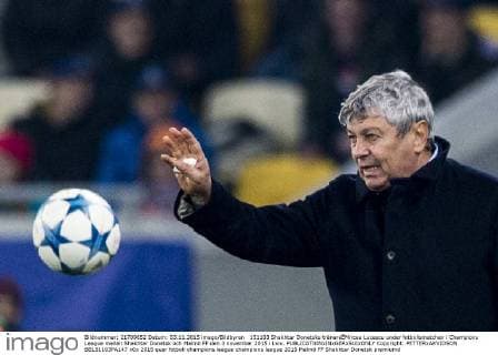 151103 Shakhtar Donetsks tränareÊMircea Lucescu under fotbollsmatchen i Champions League mellan Shakhtar Donetsk och Malmö FF den 3 november 2015 i Lviv.  Copyright: PETTERxARVIDSON BB151103PA147
