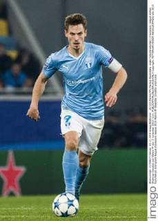 151103 Malmö FFs Markus Rosenberg under fotbollsmatchen i Champions League mellan Shakhtar Donetsk och Malmö FF den 3 november 2015 i Lviv.  Copyright: PETTERxARVIDSON BB151103PA162