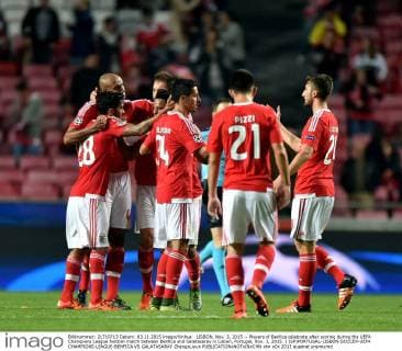 LISBON, Nov. 3, 2015 -- Players of Benfica celebrate after scoring during the UEFA Champions League football match between Benfica and Galatasaray in Lisbon, Portugal, Nov. 3, 2015. ) (SP)PORTUGAL-LISBON-SOCCER-UEFA CHAMPIONS LEAGUE-BENFICA VS GALATASARAY ZhangxLiyun 