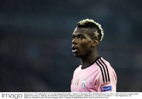 Stadion im Borussia-Park, Mönchengladbach 3.11.2015, UEFA Champions League Saison 2015 16 Vorrunde, 4. Spieltag, Borussia Mönchengladbach (Moenchengladbach, Gladbach) vs. Juventus Turin (Juve) ---- Paul Pogba (Juve)