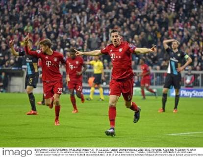 04.11.2015, Fussball Championsleague 2015 2016, Vorrunde, 4.Spieltag, FC Bayern München - FC Arsenal London, in der Allianz-Arena München. Robert Lewandowski (FC Bayern München) Torjubel, 
