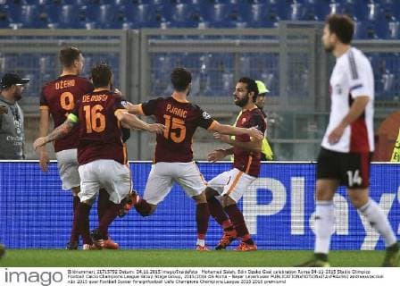 Mohamed Salah, Edin Dzeko Goal celebration Roma 04-11-2015 Stadio Olimpico Football Calcio Champions League Group Stage Group, 2015 2016 AS Roma - Bayer Leverkusen andreaxstaccioli
