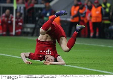 04.11.2015, Fussball, Champions League, FC Bayern München vs. Arsenal FC im Bild: 1:0 Robert Lewandowski (FCB)