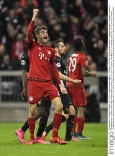 TOR zum 2:0 durch Torwart Sven Ulreich FC Bayern München Champions League CL Gruppenphase FC Bayern München FCB vs Arsenal London FC 04.11.2015 FC Bayern München FCB vs Arsenal London FC