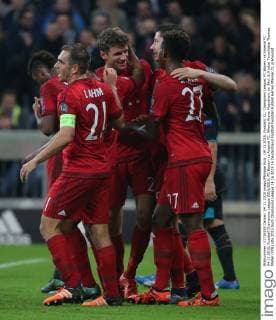 04.11.2015, Fussball, CL, Champions League, FC Bayern vs Arsenal FC 04.11.2015, Fussball Champions League 2015 2016, FC Bayern vs Arsenal FC, Allianz Arena Muenchen, im Bild: 2:0 jubel Torschütze Thomas Müller (FCB)