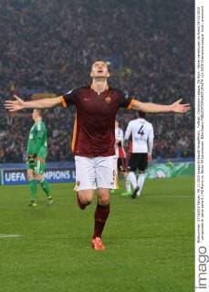 Fußball, Champions League, AS Rom - Bayer Leverkusen As Roma 04 11 2015 - campionato di calcio serie A AS Roma vs. Bayer 04 Leverkusen: Edin Dzeko 